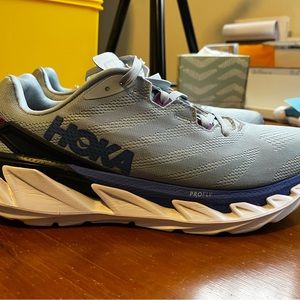 Hoka One One Elevon 2 EUC